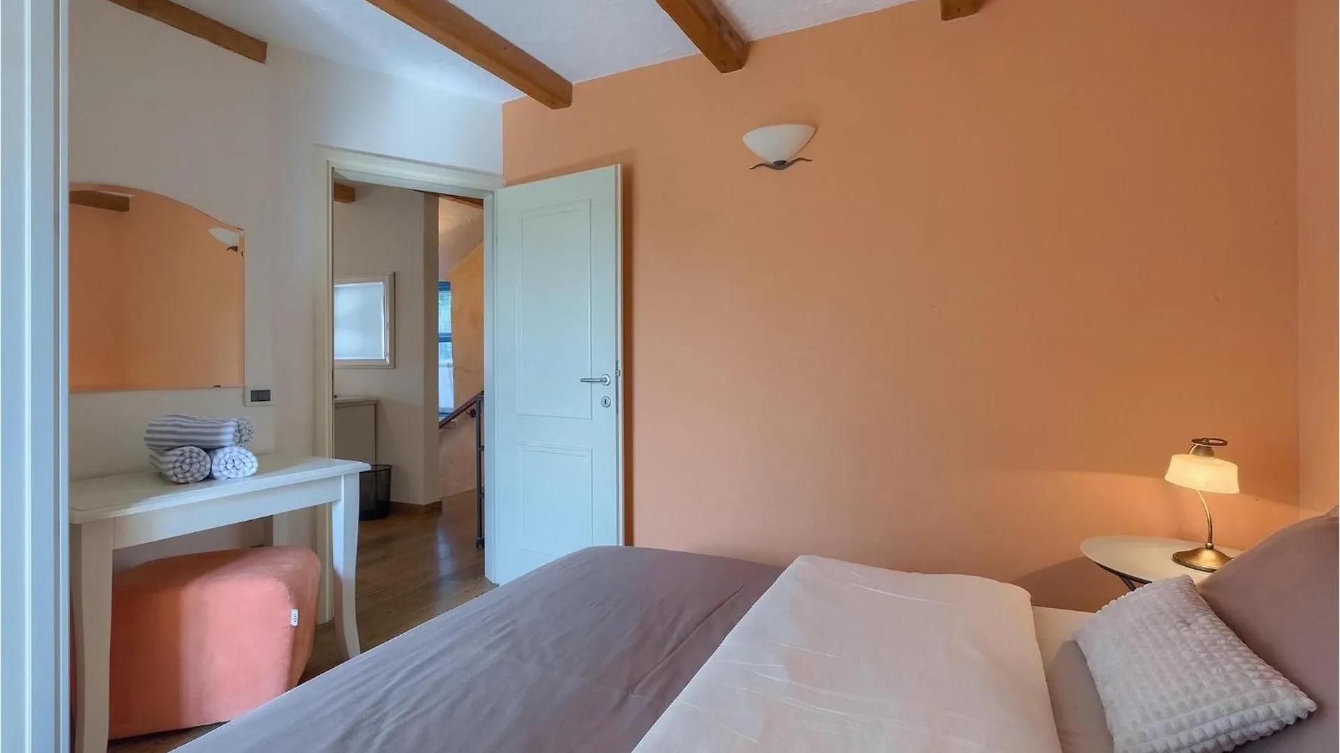 펜션 Villa Simone 포레치