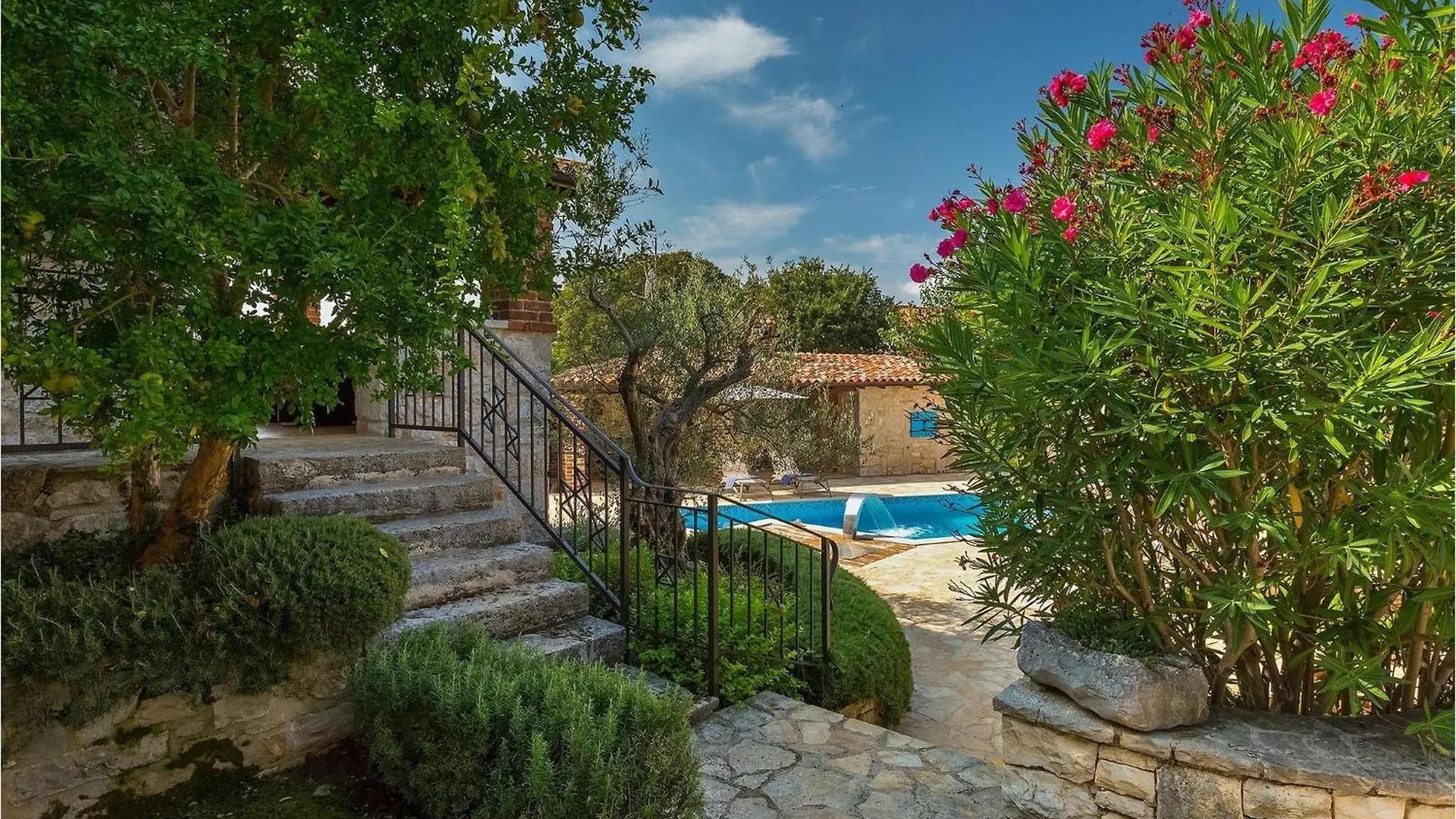 Villa Simone 0*, Porec Croatia